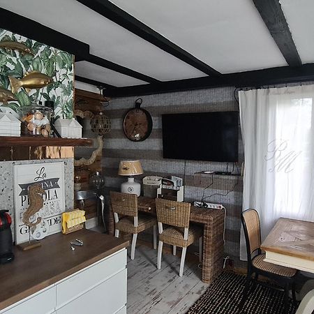 Hel-Tour Pokoje Goscinne Wladyslawowo Luaran gambar